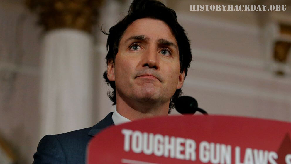 แคนาดาจ่อปิดตลาดปืนสั้น ด้วยกฎหมายใหม่ รัฐบาลของนายกรัฐมนตรีจัสติน ทรูโดของแคนาดาได้ออกกฎหมายเมื่อวันจันทร์ที่จะหยุดการนำเข้า
