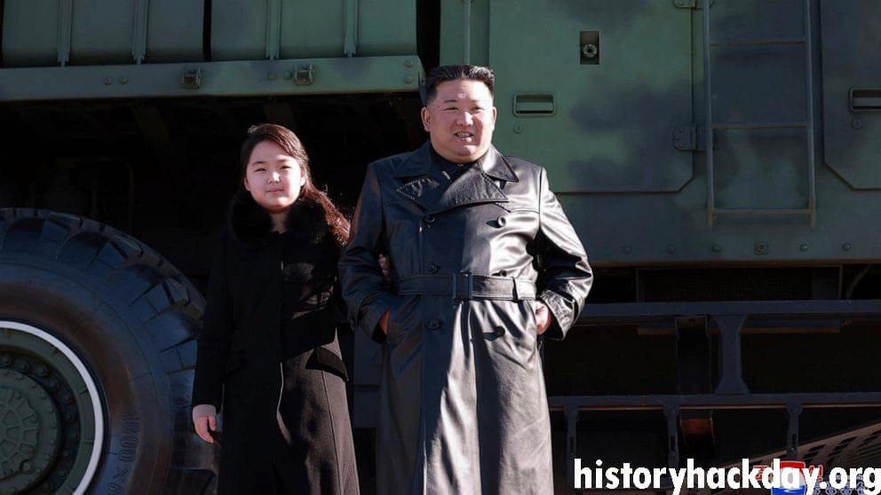ลูกสาวของคิมปรากฏตัวอีกครั้ง ทำให้การโต้วาทีทวีความรุนแรง ลูกสาวของผู้นำเกาหลีเหนือ คิม จอง อึน ได้ปรากฏตัวต่อสาธารณชนอีกครั้ง