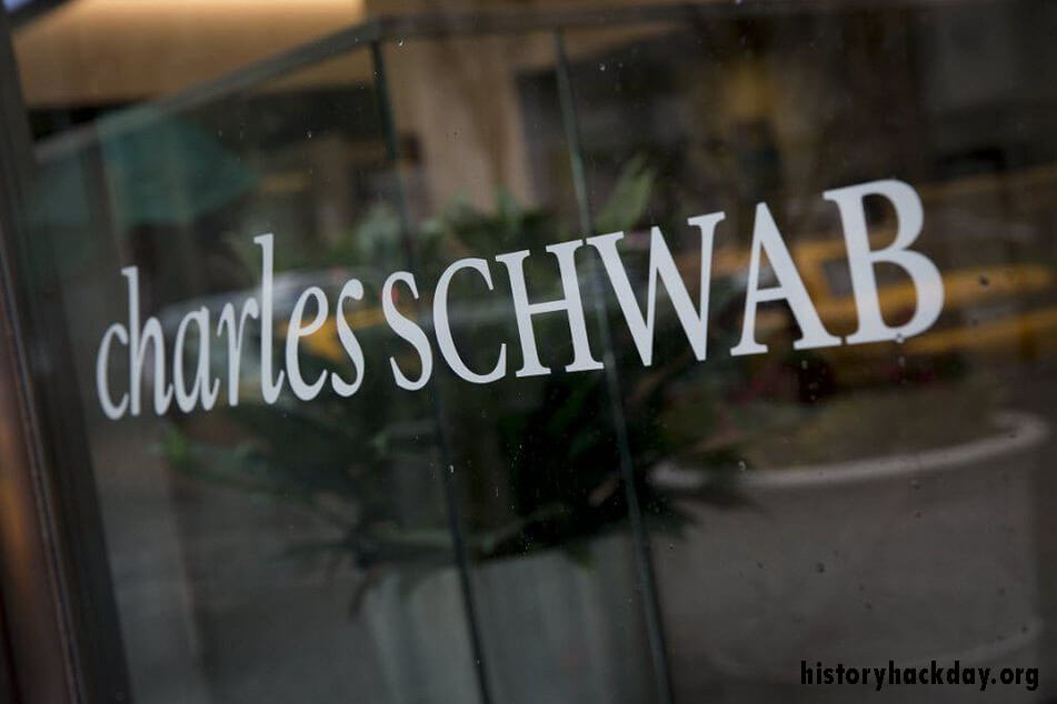 Charles Schwab เลิกจ้างพนักงาน 5% ถึง 6% หรือประมาณ 2,000 คน สำนักงานของ Charles Schwab ในเมืองโอกแลนด์ รัฐแคลิฟอร์เนีย Charles Schwab