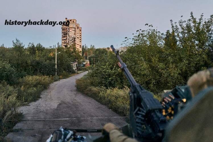ยูเครนถอนตัวออกจากเมือง Avdiivka ผู้บัญชาการทหารของยูเครนกล่าวเมื่อเช้าวันเสาร์ว่าเขากำลังถอนทหารออกจากเมือง Avdiivka ทางตะวันออกของยูเครน