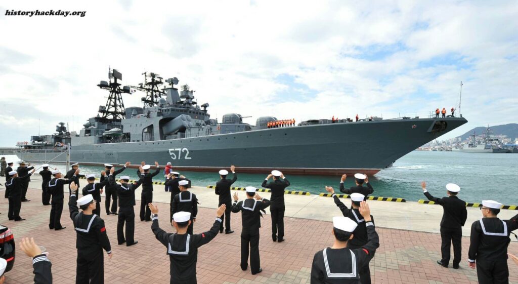 เรือรบรัสเซียทำการฝึกซ้อมระหว่างทางไปคิวบา เรือรบรัสเซียทำการฝึกซ้อมในมหาสมุทรแอตแลนติก กองทัพระบุเมื่อวันอังคาร ขณะที่พวกเขากำลังมุ่งหน้า